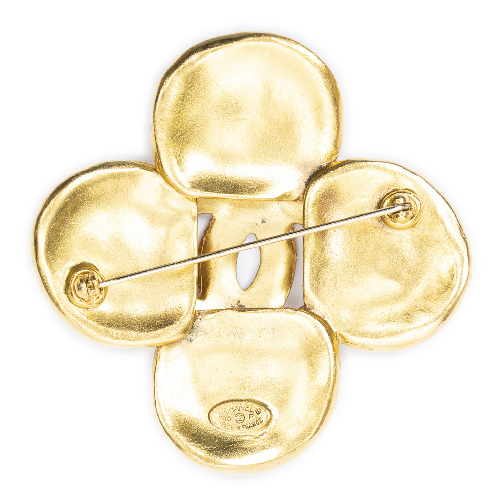 Chanel CC Clover Brooch - Picture 2 of 3
